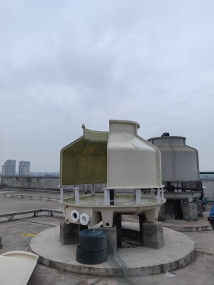 成都眉山玻璃鋼冷卻塔125t安裝項(xiàng)目