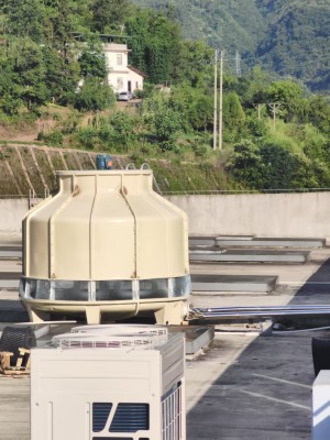 重慶玻璃鋼冷卻塔安裝案例